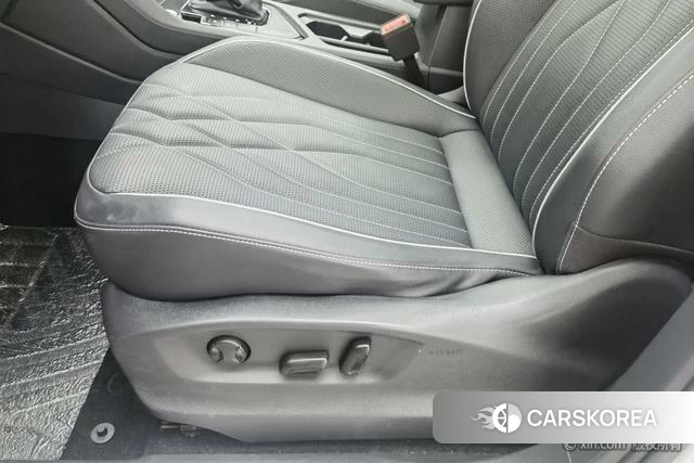 Volkswagen Tiguan L id 4297982 из Китая 21