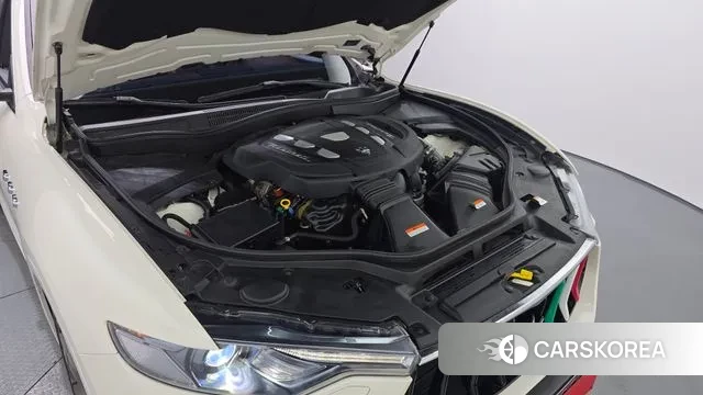 Maserati Levante id 3091005 из Кореи 16