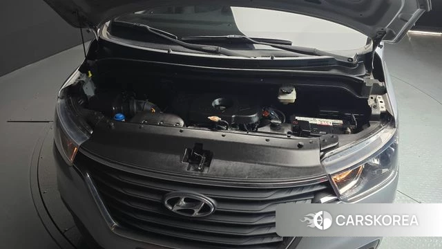 Hyundai The New Grand Starex id 4180488 из Кореи 16