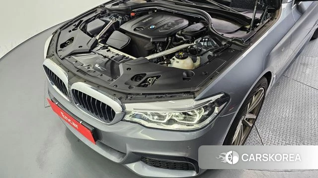 BMW 5 Series (G30) id 4525923 из Кореи 16