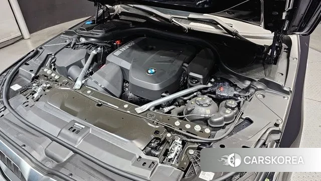 BMW 5 Series (G60) id 3733925 из Кореи 16