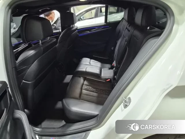 BMW 5 Series (G30) id 3488803 из Кореи 13