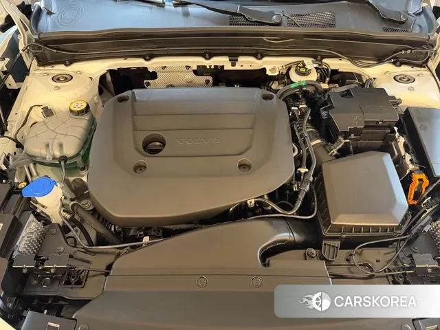 Volvo XC40 id 3757727 из Кореи 12