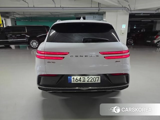 Genesis GV70 id 3890190 из Кореи 16