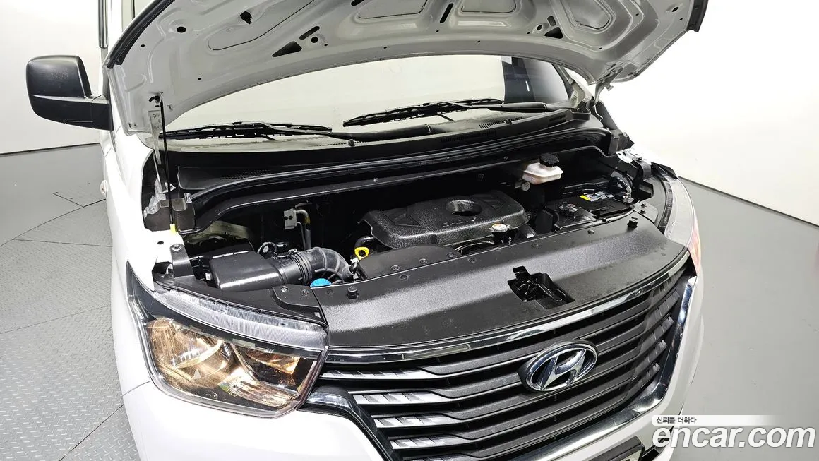 Hyundai The New Grand Starex id 845048 из Кореи 16
