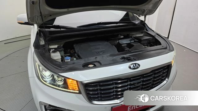 Kia The New Carnival id 4667779 из Кореи 26