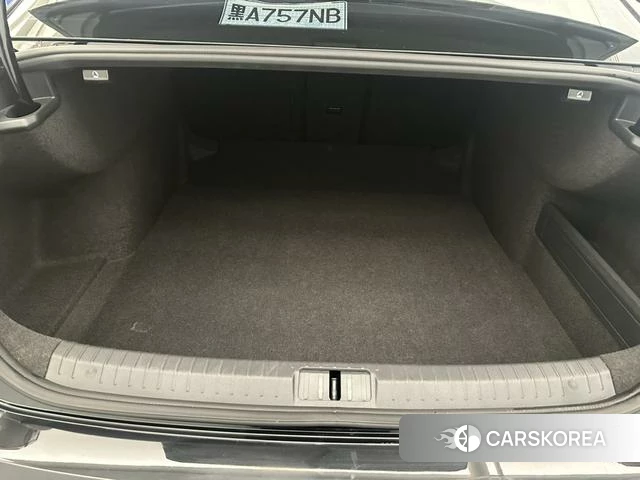 Volkswagen Magotan 2018 Черный из Китая, фото 6