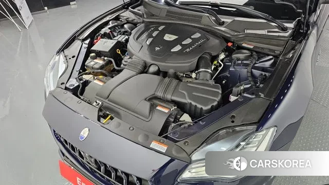 Maserati Quattroporte id 3018410 из Кореи 16