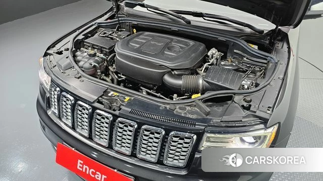 Jeep Grand Cherokee id 3923425 из Кореи 16