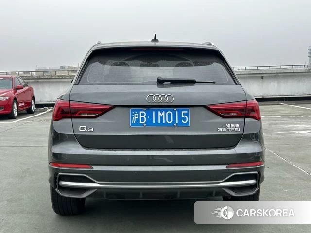 Audi Q3 2019 Темно-серый из Китая, фото 6