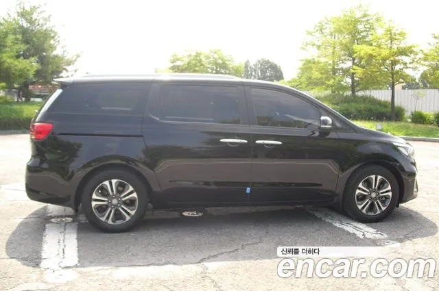 Kia The New Carnival id 2925210 из Кореи 16