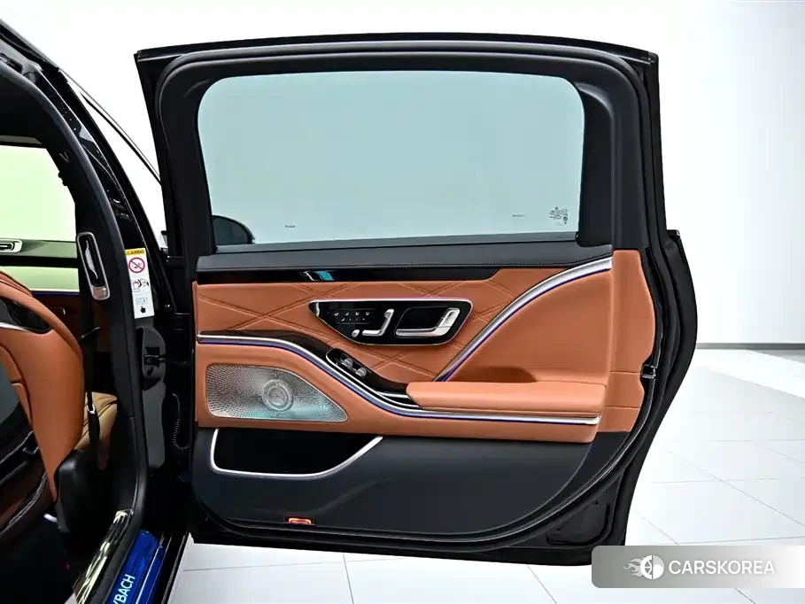 Mercedes-Benz Maybach S-Class id 4570564 из Китая 32