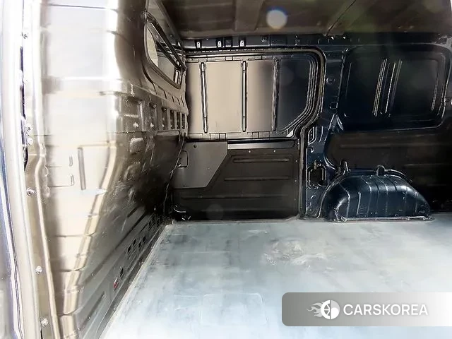 Hyundai Staria id 3310635 из Кореи 13