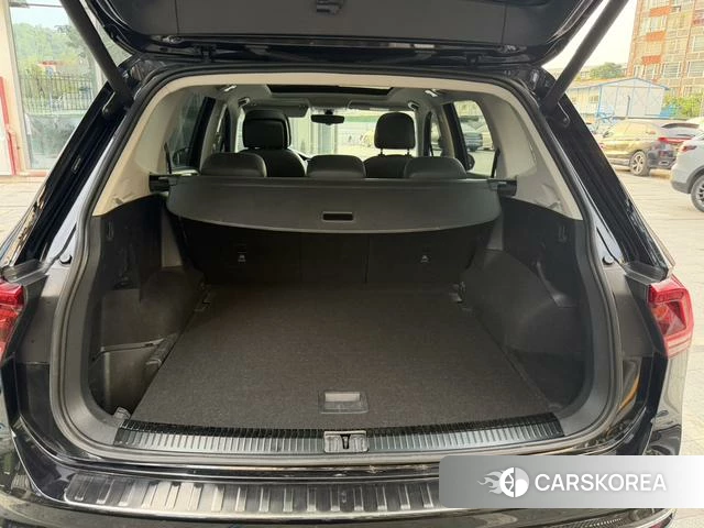 Volkswagen Tiguan L id 4273708 из Китая 25