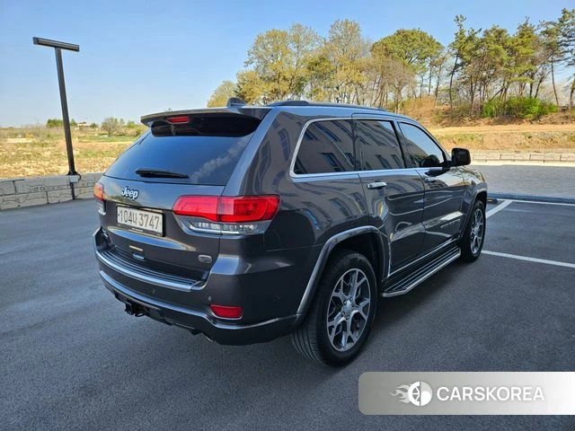 Jeep Grand Cherokee id 3924473 из Кореи 16