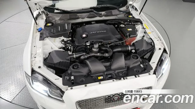 Jaguar All New XJ id 2653885 из Кореи 16