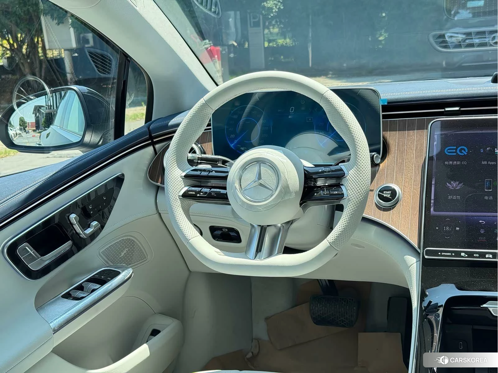 Mercedes-Benz EQE id 4486455 из Китая 12