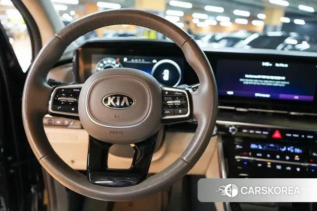 Kia Carnival 4th generation id 3213731 из Кореи 16