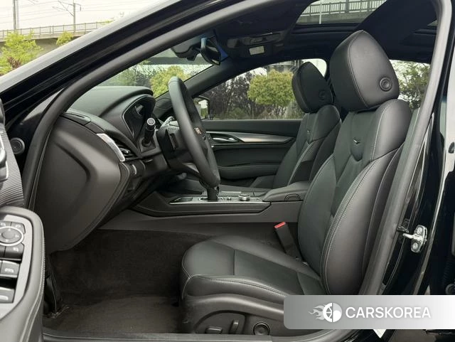 Cadillac CT5 id 4209269 из Китая 19