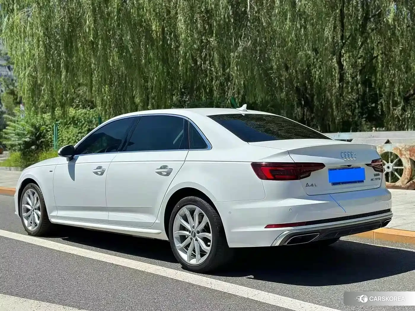Audi A4L 2018 Белый из Китая, фото 6