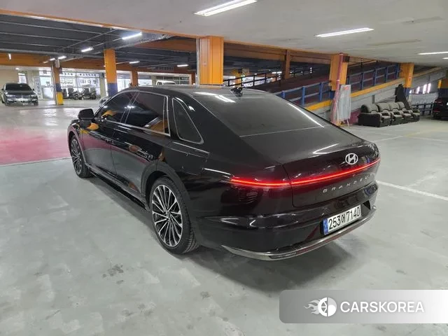 Hyundai Grandeur Hybrid (GN7) id 3042238 из Кореи 11