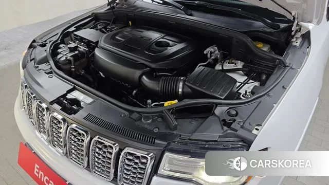 Jeep Grand Cherokee id 3509734 из Кореи 16