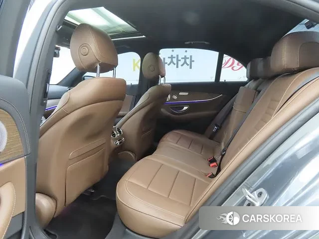 Mercedes-Benz E-Class W213 id 3577332 из Кореи 16