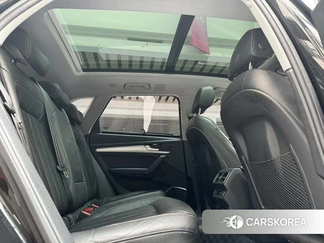 Audi Q5L id 4276207 из Китая 21