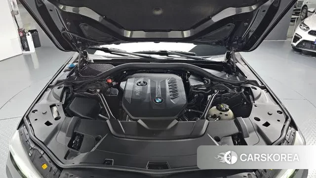 BMW 7 Series (G11) id 3307854 из Кореи 16