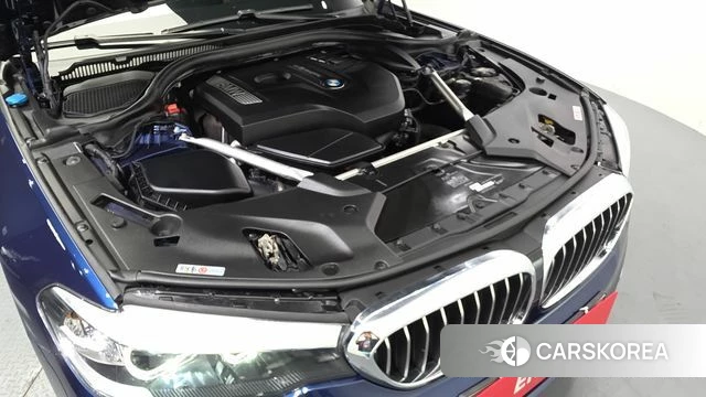 BMW 5 Series (G30) id 4615242 из Кореи 31