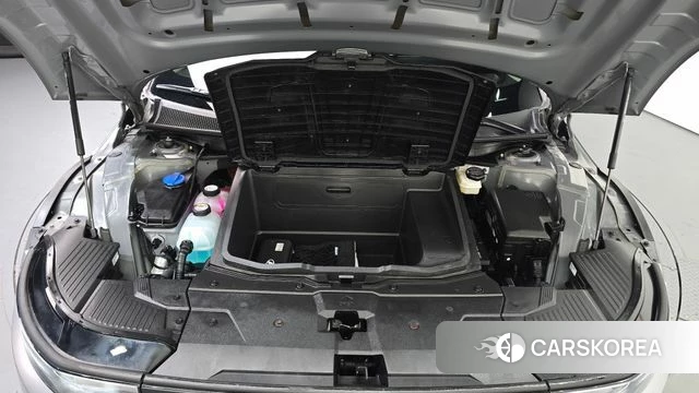 Hyundai Ionic 5 id 4893420 из Кореи 32