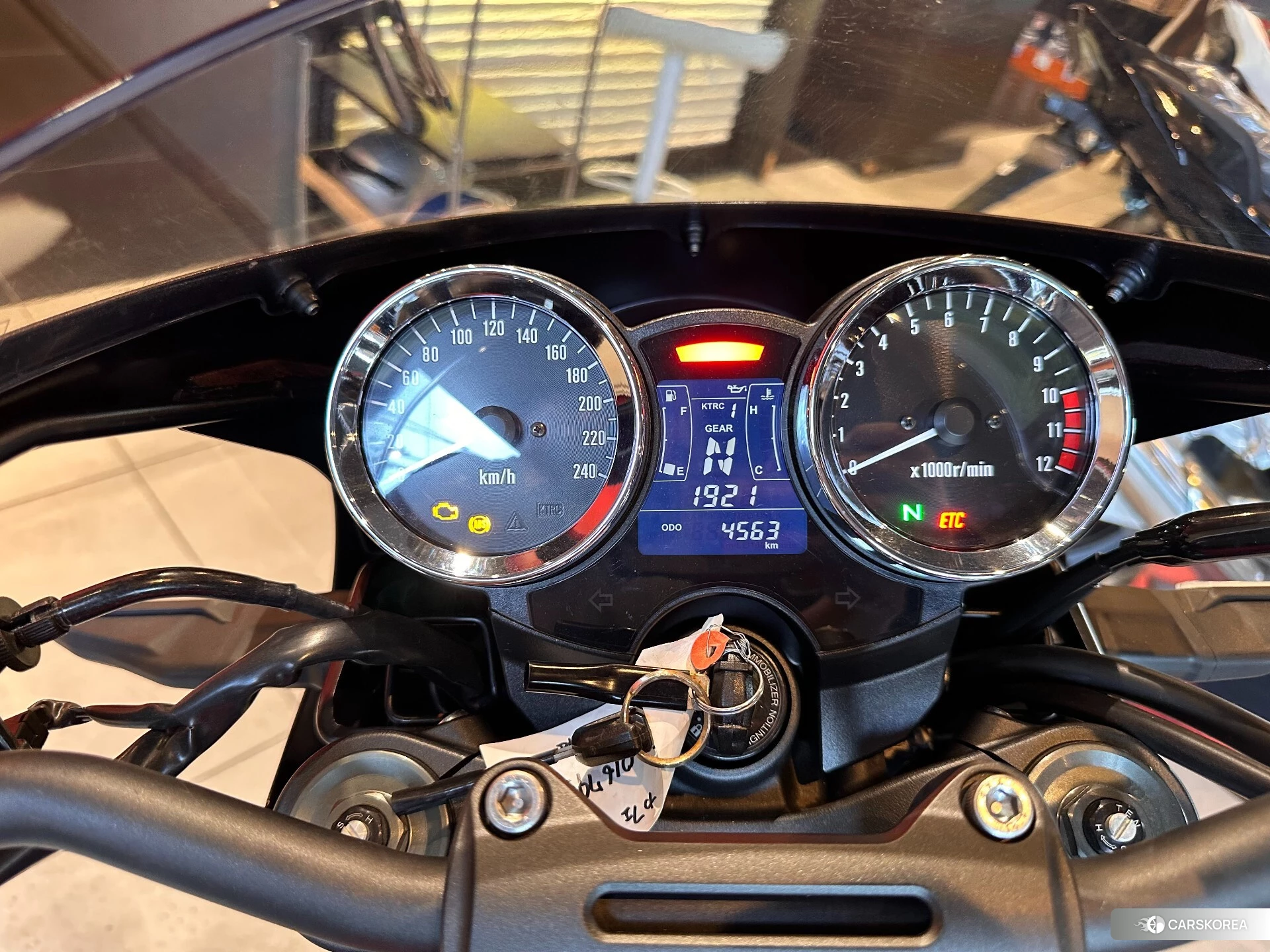 Kawasaki Z900RS CAFE id 4352830 из Японии 6