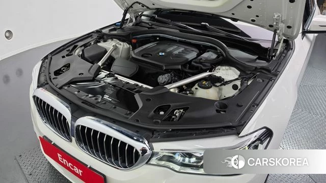 BMW 5 Series (G30) id 4746546 из Кореи 16