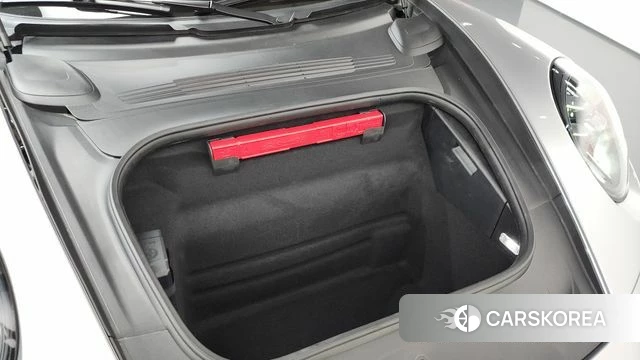 Porsche 911(992) id 4321601 из Кореи 30