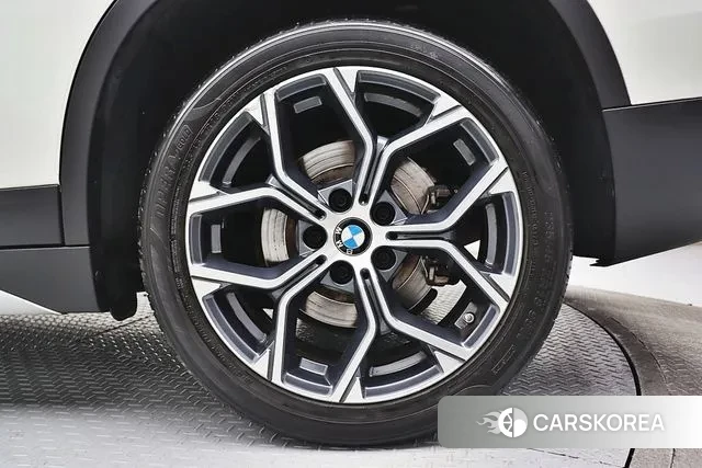 BMW X1 (F48) id 3611447 из Кореи 16