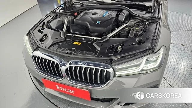 BMW 5 Series (G30) id 3453986 из Кореи 16