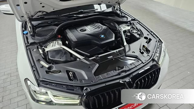 BMW 5 Series (G30) id 4656214 из Кореи 27