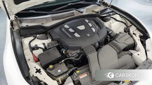 Maserati Ghibli id 4447876 из Кореи 32