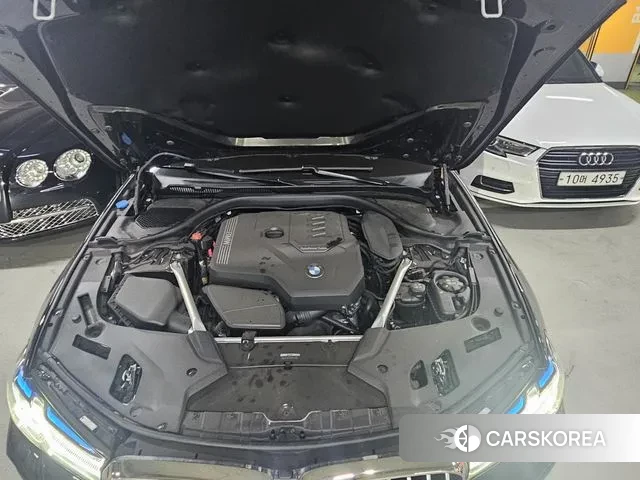 BMW 5 Series (G30) id 3058215 из Кореи 16