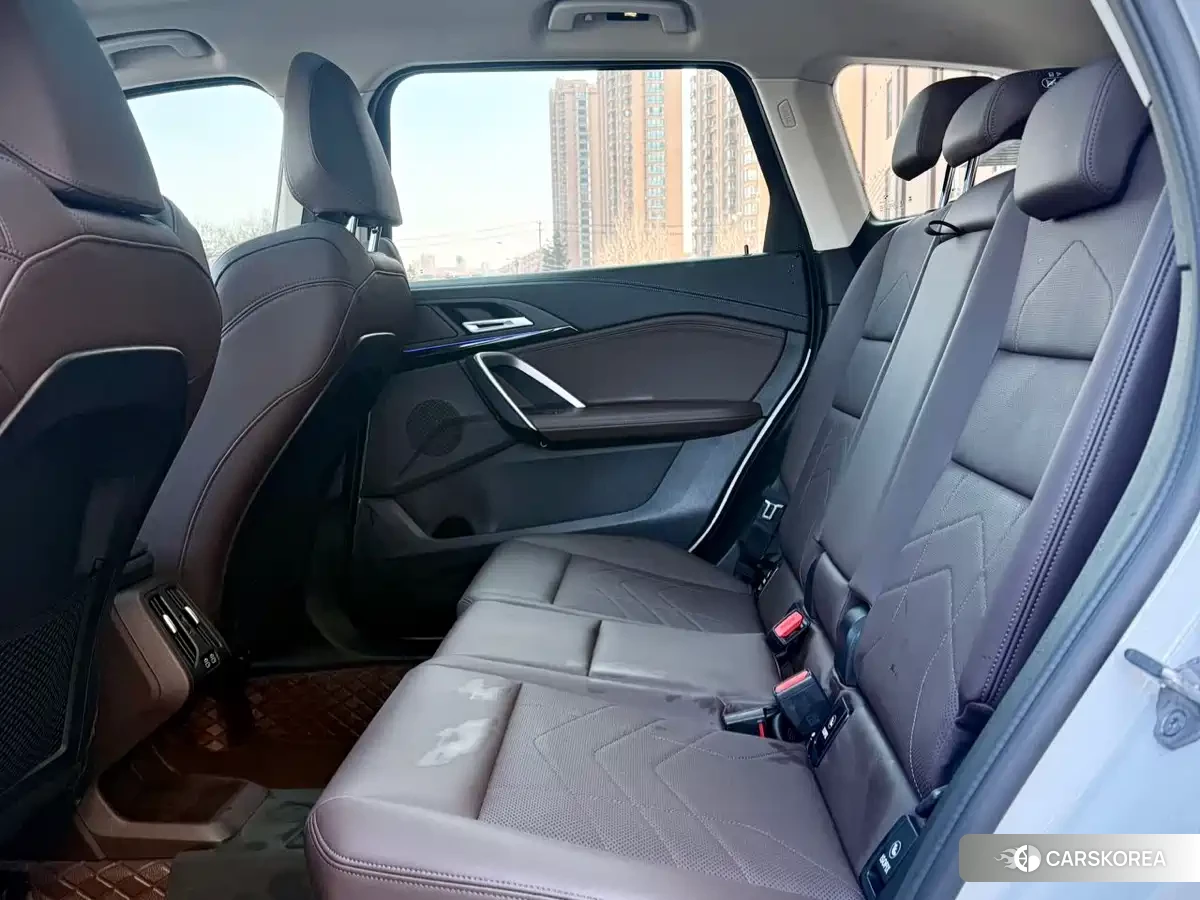 BMW X1 id 4565417 из Китая 20