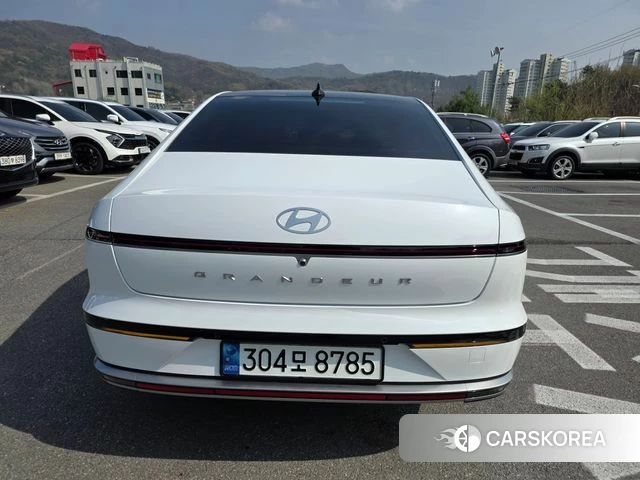 Hyundai Grandeur (GN7) id 3982037 из Кореи 15