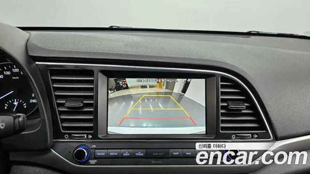 Hyundai Avante AD id 2687704 из Кореи 16