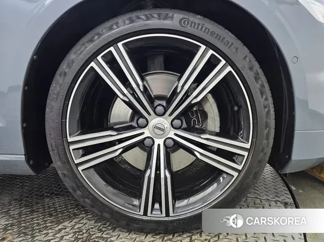 Volvo S60 3rd generation id 3591990 из Кореи 16