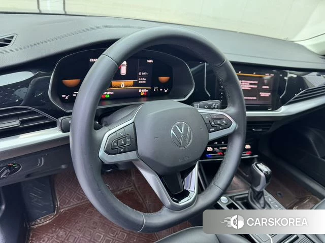Volkswagen Passat id 4297806 из Китая 17