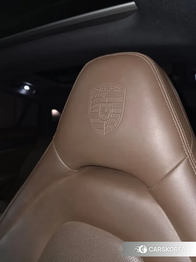 Porsche Panamera (971) id 3489910 из Кореи 8