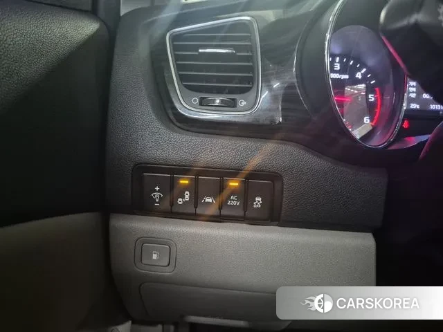 Kia The New Carnival id 2997441 из Кореи 13