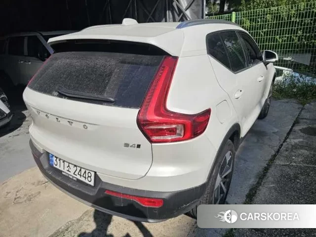 Volvo XC40 2024 Белый из Кореи, фото 6
