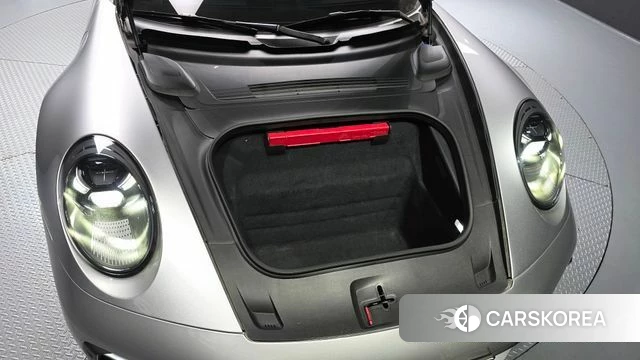 Porsche 911(992) id 4317619 из Кореи 26