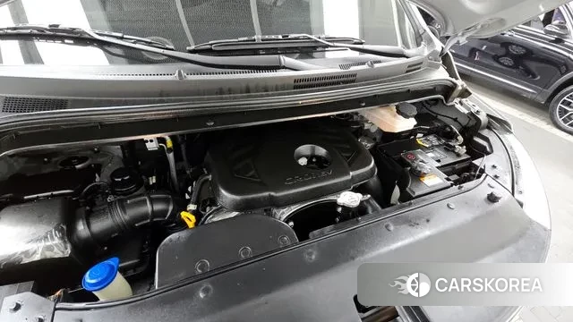 Hyundai The New Grand Starex id 3747690 из Кореи 16