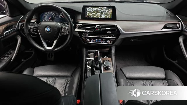 BMW 5 Series (G30) id 4397941 из Кореи 30
